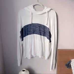 ABERCROMBIE & FITCH light weight hooded sweater